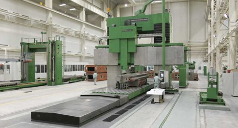 北京第一機(jī)床廠生產的數控動梁龍門係列鏜銑床 北京第一機床廠生產的數控動梁龍門係列鏜銑床