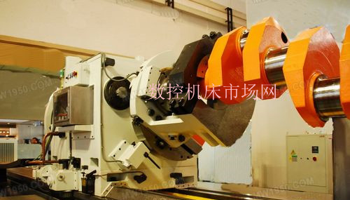 大型曲軸磨床典型結構與加工工藝 大(dà)型曲軸磨床典型(xíng)結構與(yǔ)加工工藝
