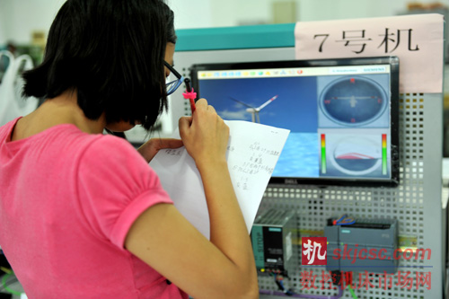 2013年“西門子杯”全國大學生工業(yè)自動化挑(tiāo)戰賽決賽在滬舉行 2013年“西門子杯”全(quán)國大學生工業自動化(huà)挑(tiāo)戰賽決賽在滬舉行