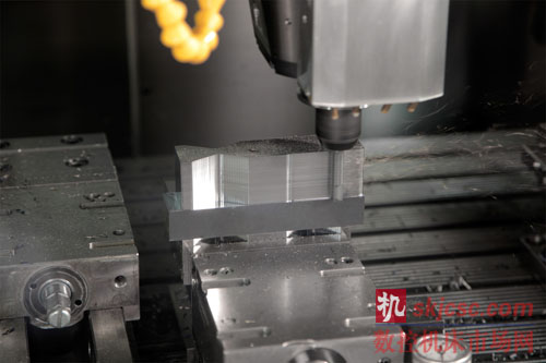 山高刀具:在優化的刀具路徑上運(yùn)行粗加工策略 山高刀具:在優化的刀具路徑上運行(háng)粗加工策略