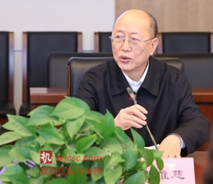 中(zhōng)國機(jī)械工業聯合(hé)會執行副(fù)會長蔡惟慈 中國(guó)機械(xiè)工業聯(lián)合會(huì)執行副會長蔡惟慈