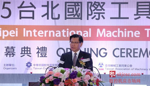 台北2015外貿協(xié)會梁國新董事(shì)長(zhǎng)致詞 台北2015外貿協會梁國(guó)新董事長致詞