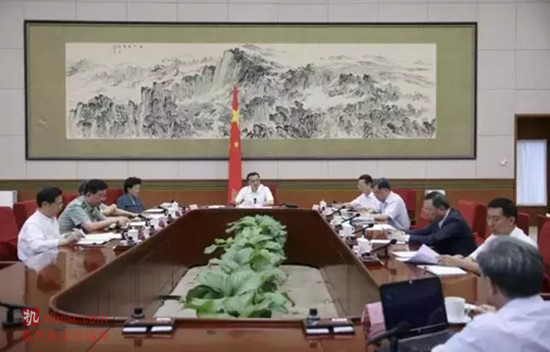 8月21日,李克強在(zài)國務(wù)院專題講座上(shàng)都講了啥?3D打印真的要來了! 8月21日,李克強在國務院專題講座上都(dōu)講了啥?3D打印真的(de)要來了!