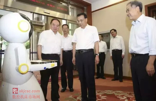 8月(yuè)21日,李克強在(zài)國務院專題講座上都講了啥?3D打(dǎ)印真的要來(lái)了! 8月21日,李克強在國(guó)務院專(zhuān)題講(jiǎng)座上都講(jiǎng)了啥(shá)?3D打(dǎ)印真的要來了!