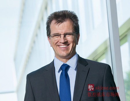 Guido Hegener 博(bó)士,EMAG Maschinenfabrik 有限公司的 CEO Guido Hegener 博士,EMAG Maschinenfabrik 有限公司的 CEO