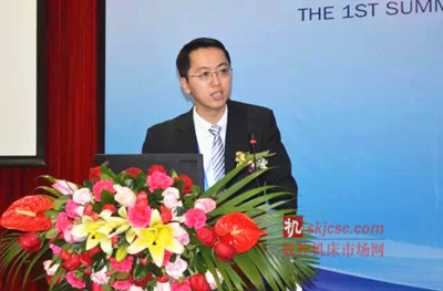 梅青會聯合創始人之一杜政誌演講中 梅青會聯合創始人之一杜政(zhèng)誌演講中
